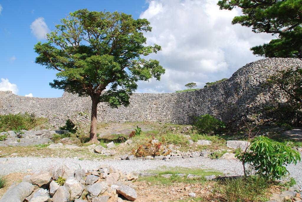 Yukurinaresort Okinawa Garden House Motobu Buitenkant foto
